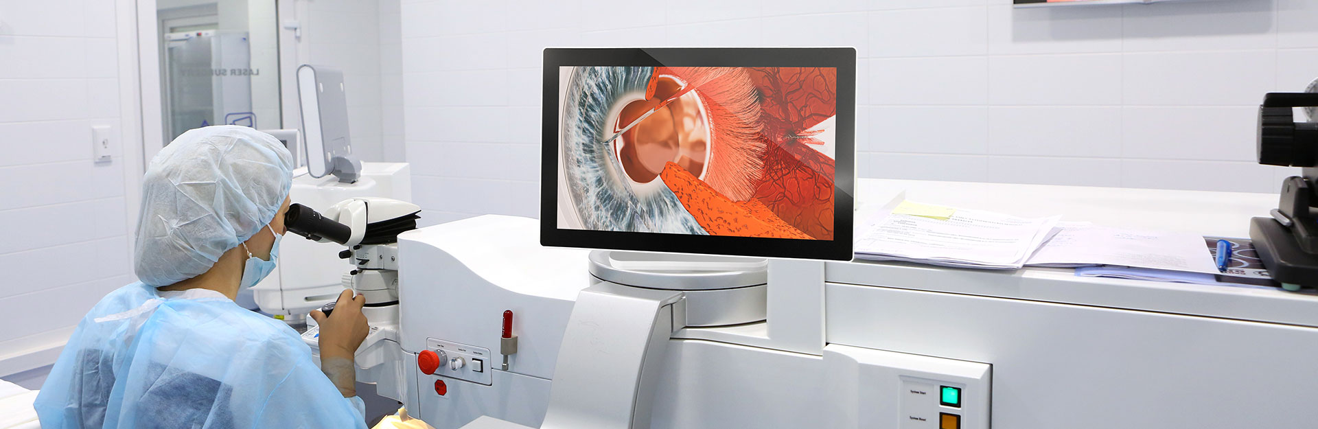 Displays / Monitors in Applications: Ophthalmology
